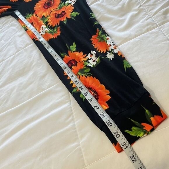 DouBCQ Jumpsuit NWT with Pockets, Soft Knit, Floral Black & Orange, Large - Picture 10 of 11